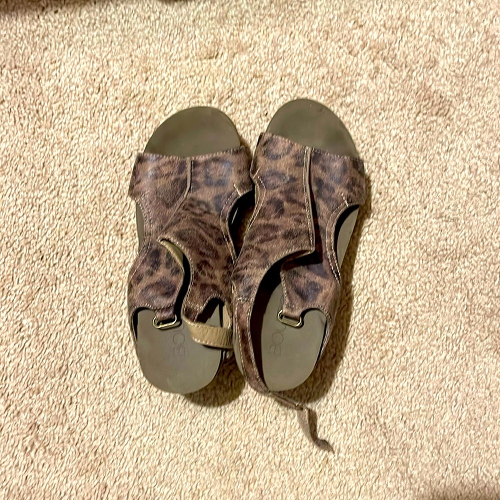 Corky’s Wedges Size 7